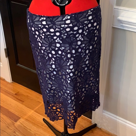 Blue lace skirt with white lining size 10 - Picture 1 of 2